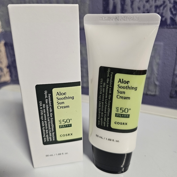 Aloe Soothing sunscreen SPF 50+, COSRX. MADE IN KOREA. - Picture 4 of 6